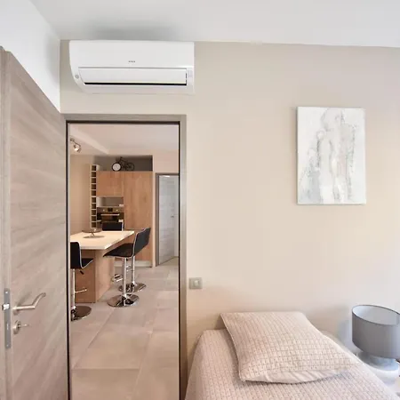 公寓 3-room In The Heart Of 戛纳