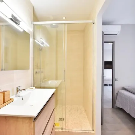 3-room In The Heart Of شقة كان