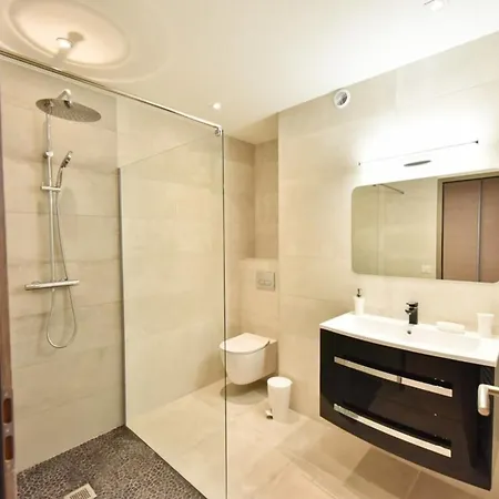 3-room In The Heart Of كان