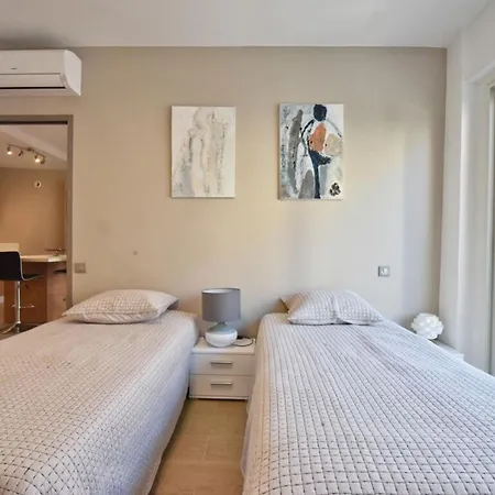 Апартаменты 3-room In The Heart Of