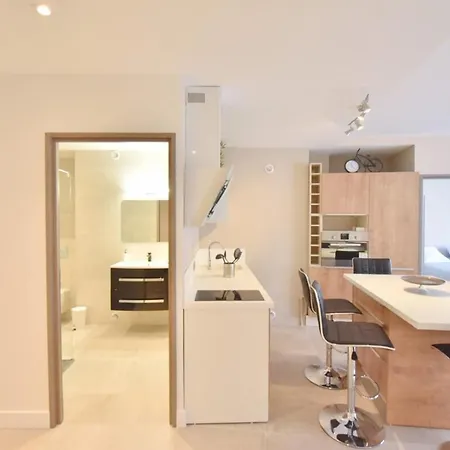 3-room In The Heart Of شقة كان